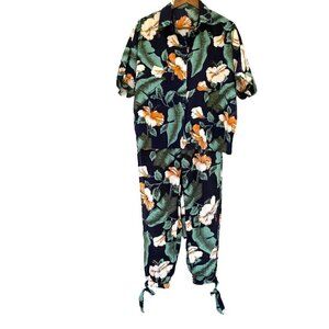 Shein coordinated set, pants and matching shirt  in tropical print